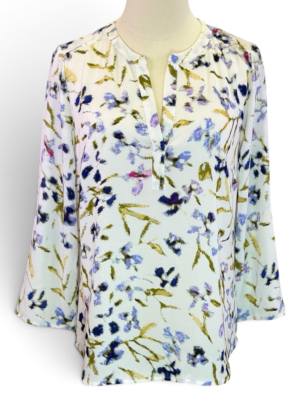 Daniel Rainn Women’s White Blue Floral Chiffon Button Sleeve Tunic Blouse Size M